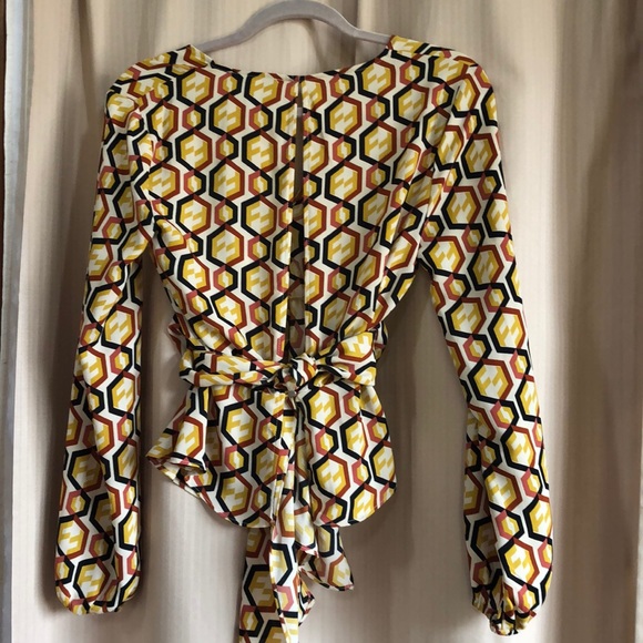 Forever 21 top size Small - Picture 2 of 5